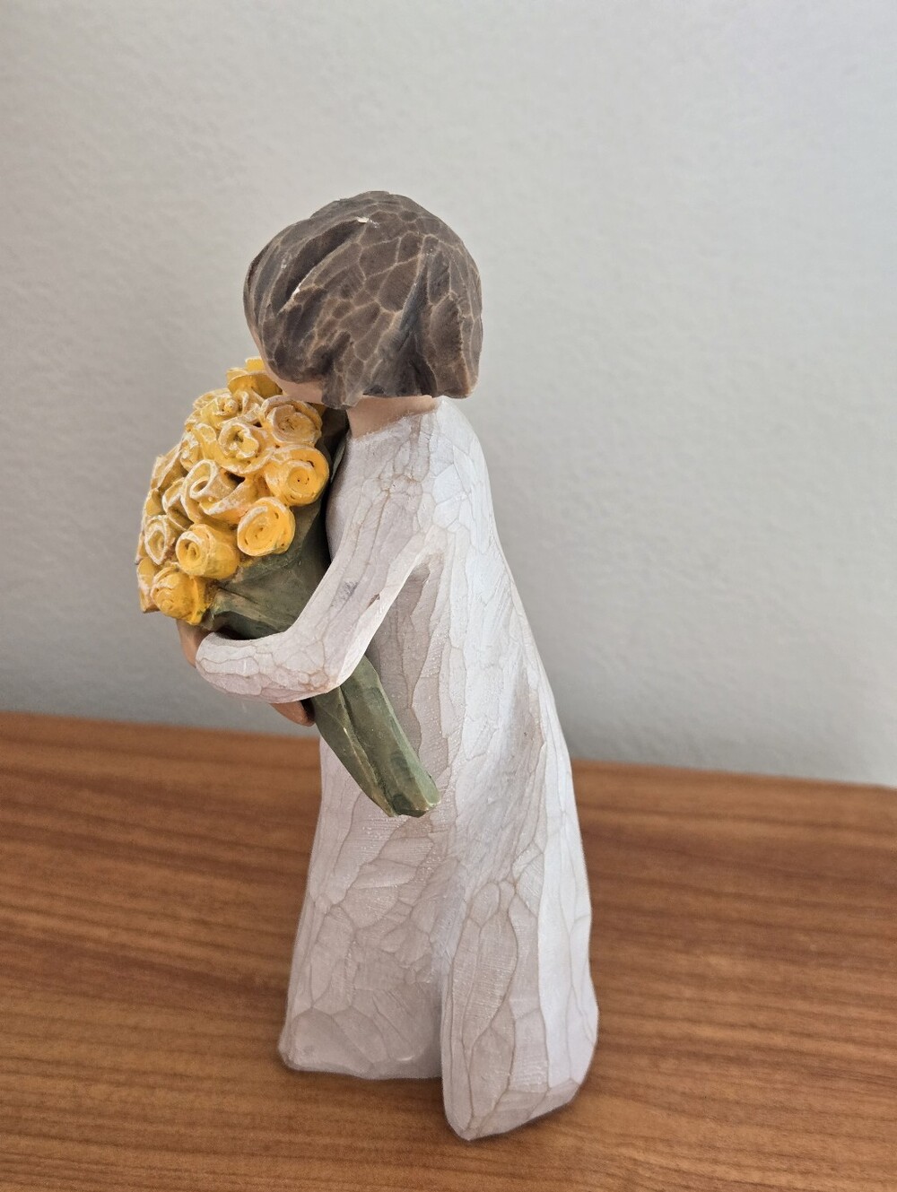 Willow Tree Yellow Roses Figure 2015 - Picture 4 of 5